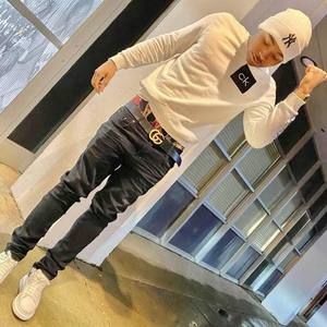 Meet your Posher, Adrian